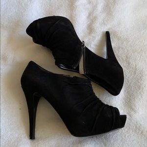 Marc Fisher Black Peep Toe Heels